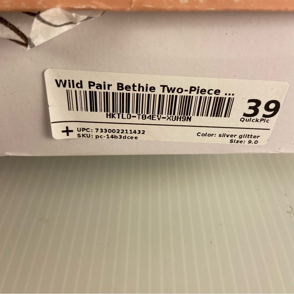 Wild Pair Bethie Silver Glitter Two-Piece Heels Size 9 NIB Prom Wedding - Picture 6 of 6